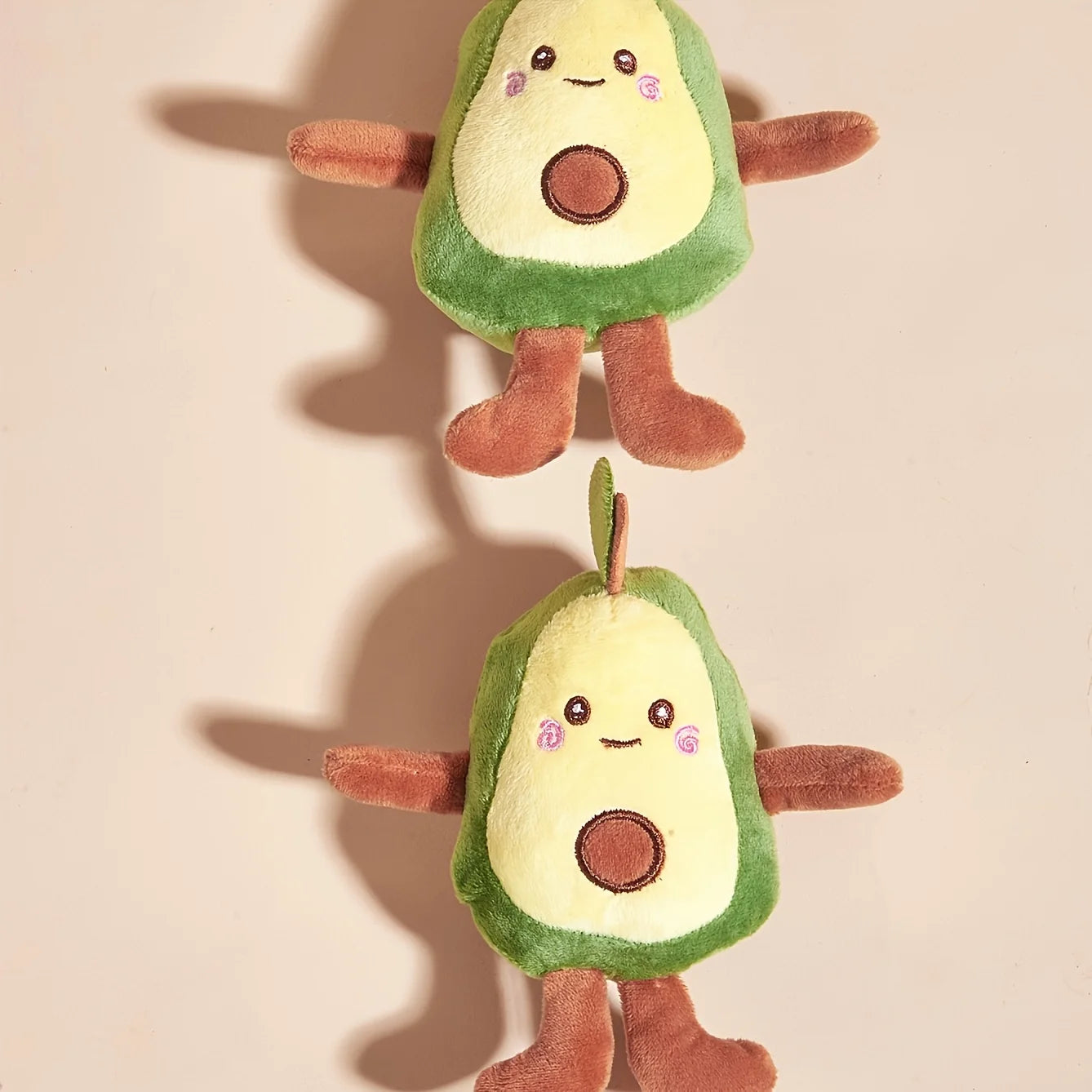 1 juguete de peluche para mascotas con forma de aguacate de dibujos animados, para que los perros interactuen y jueguen en la vida diaria