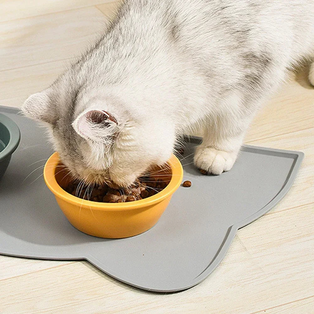 1 manteles individuales para mascotas son impermeables y antideslizantes para evitar derrames de alimentos y agua y fáciles de limpiar para perros y gatos